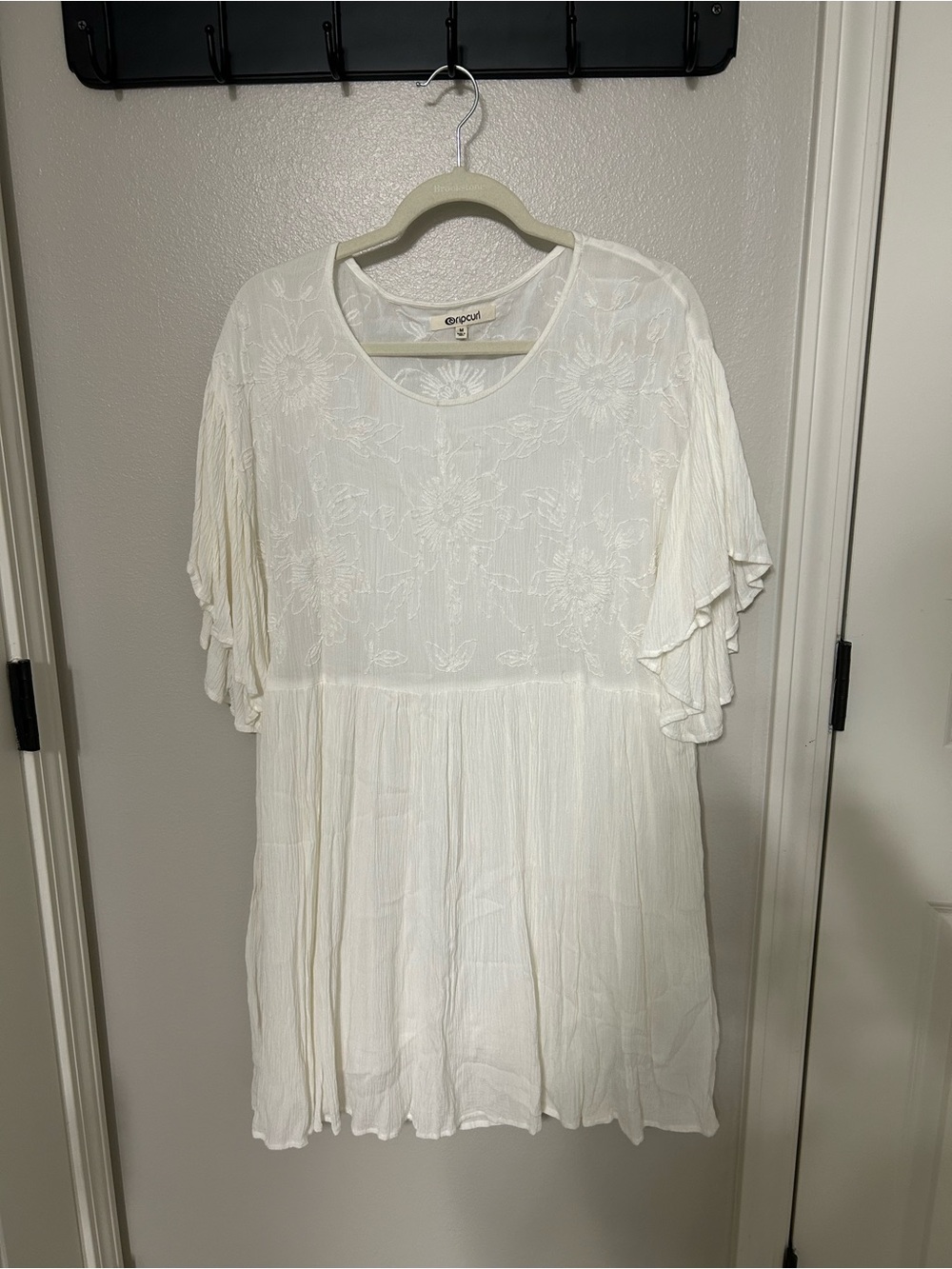 Rip Curl White Embroidered Scoop Neck Top